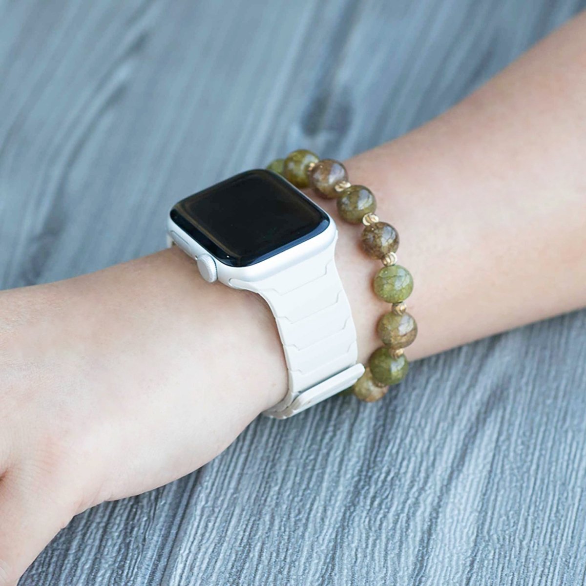 Casso Silicone Magnetic Band