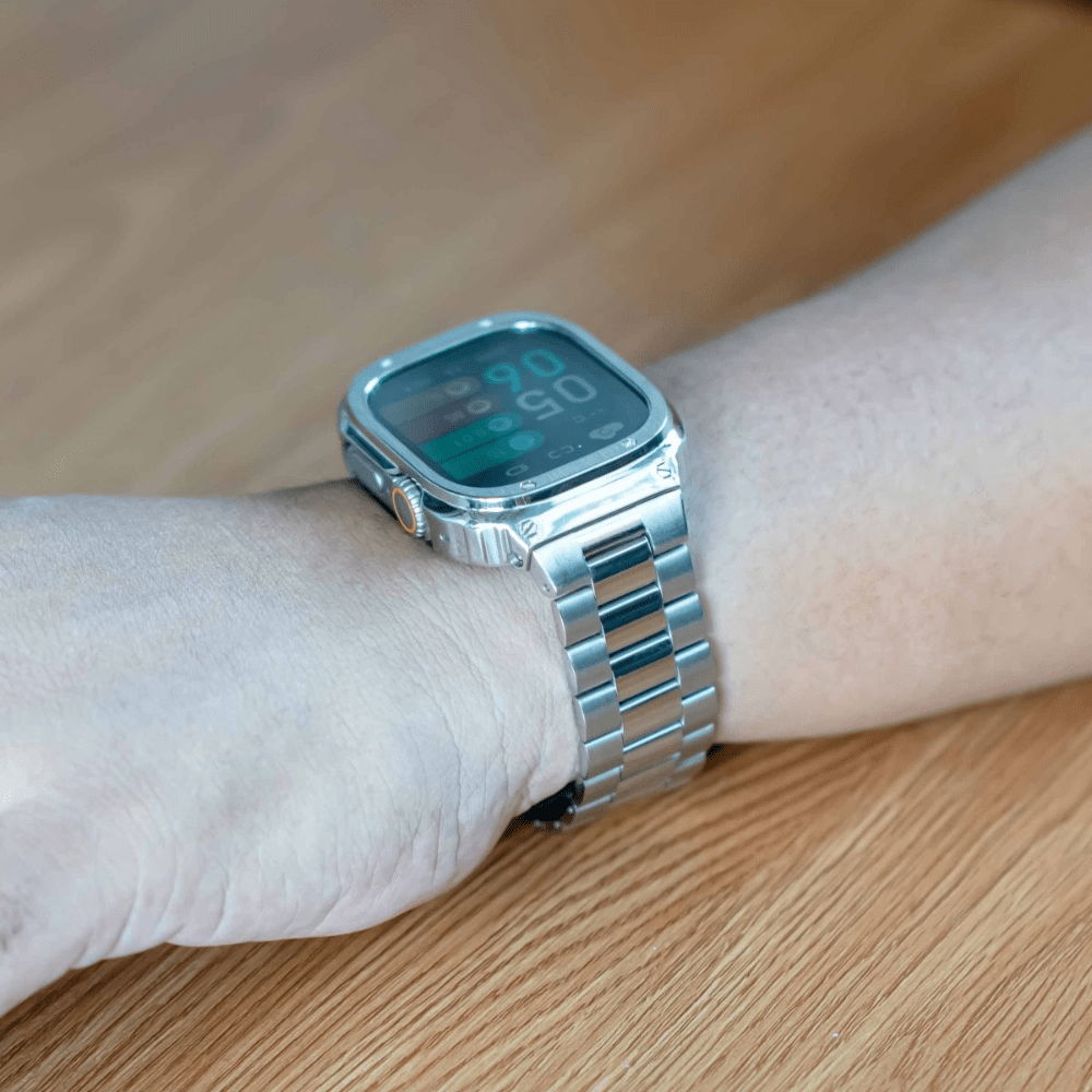 Class Stainless Steel Band + Case